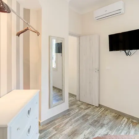 Nyaraló Sanremo Home