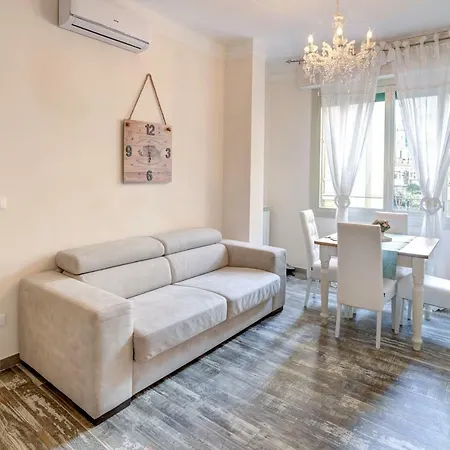 Sanremo Home Nyaraló *