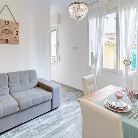 Semesterbostad Sanremo Home